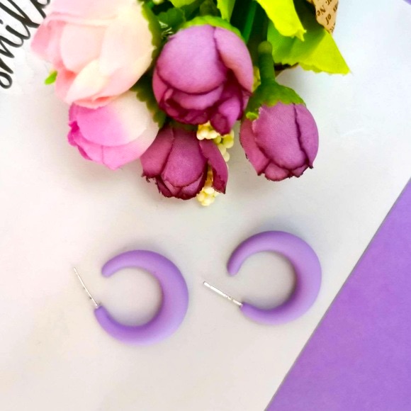 7/$35retro Pastel Purple Lavender Minimalist Boho Matte Hoops Huggie Earrings